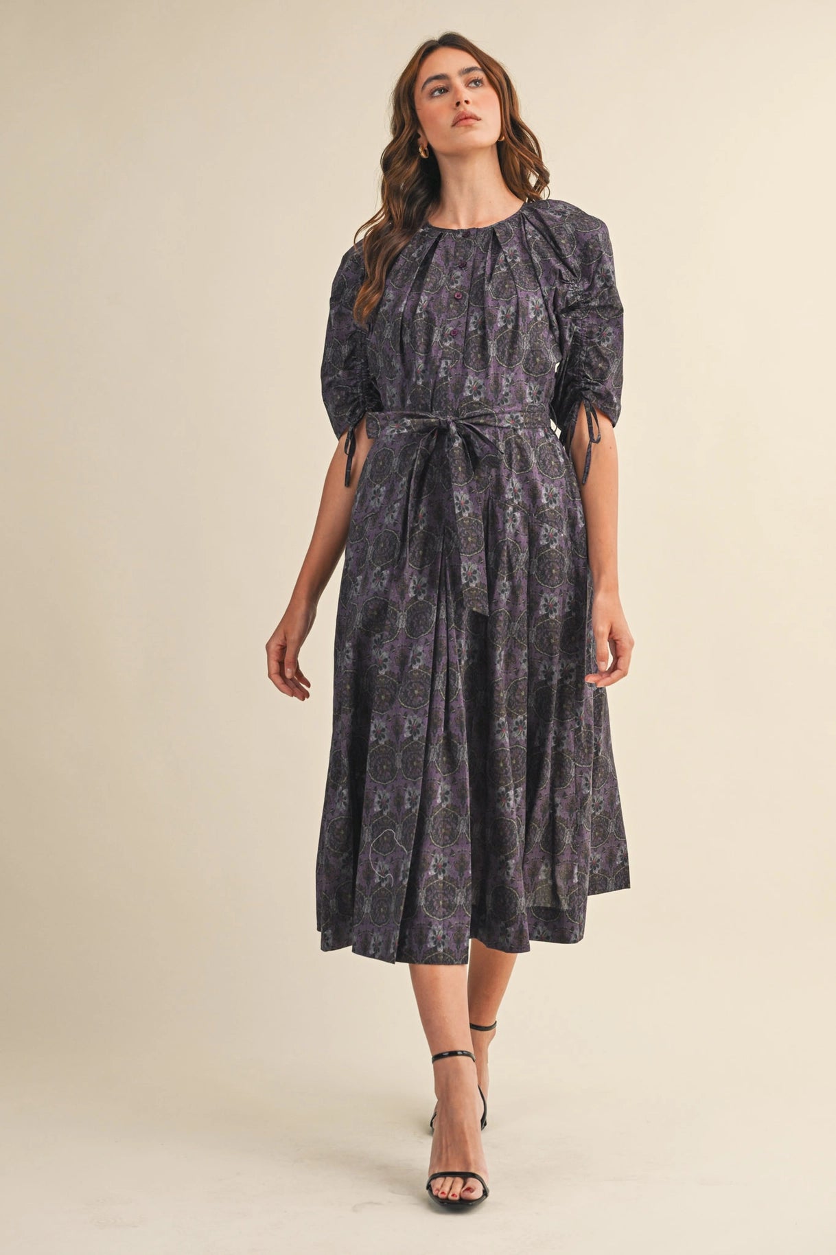 The Cora Floral Midi Dress in Lilac Floral