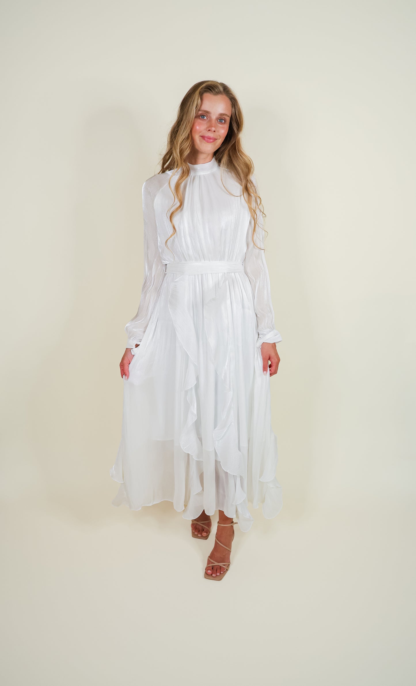 The Eleanor Shimmer Dress in Pearl