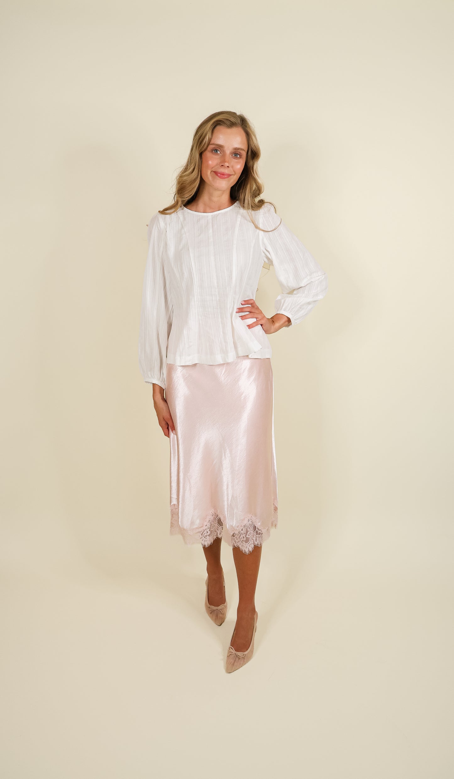 The Merit Top in 100% White Cotton