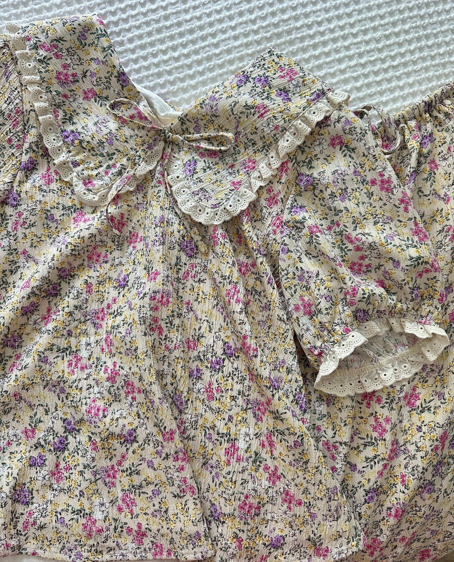 The Mae Eyelet Floral Set