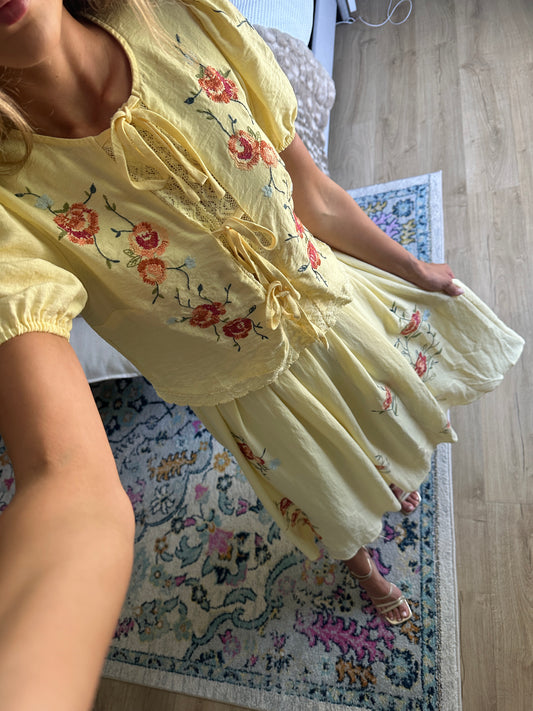 The Wren Embroidered Set in Sunshine Yellow