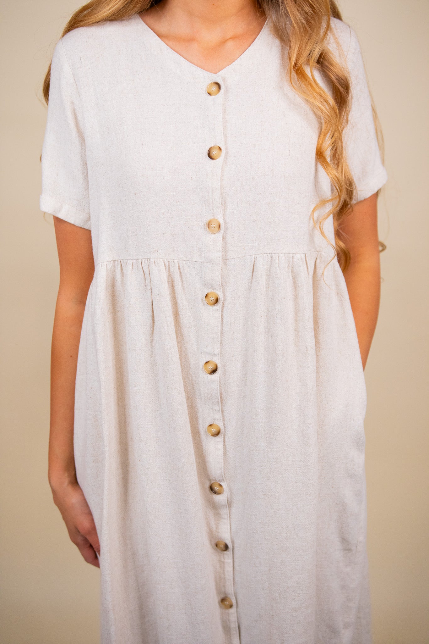 The Kelly Dress with Pockets in Oatmeal Linen