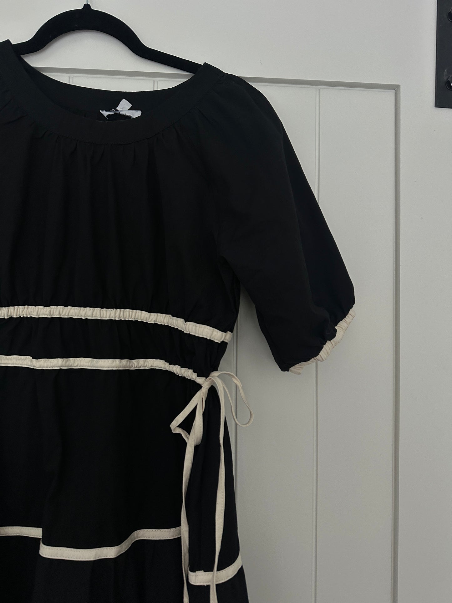 The Briar Bow Dress in Black and White