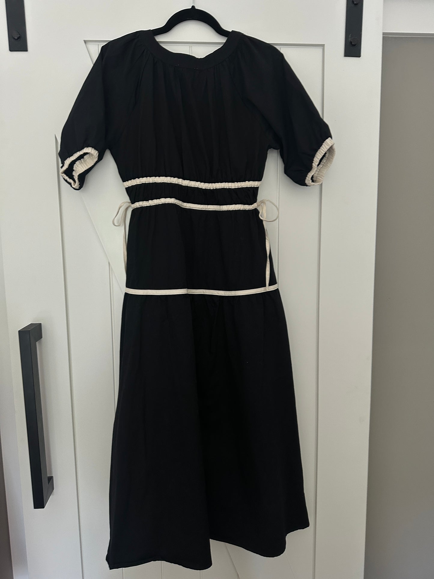 The Briar Bow Dress in Black and White