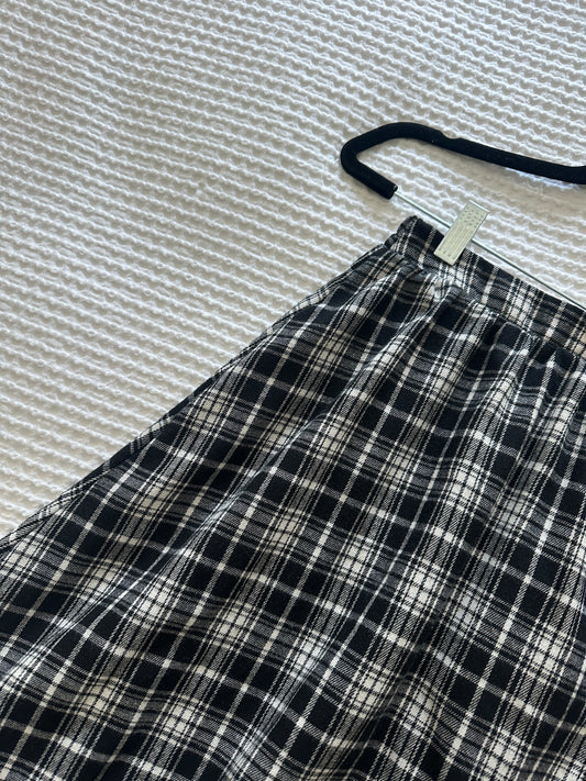 The Rowan Plaid Midi Skirt in Black & White