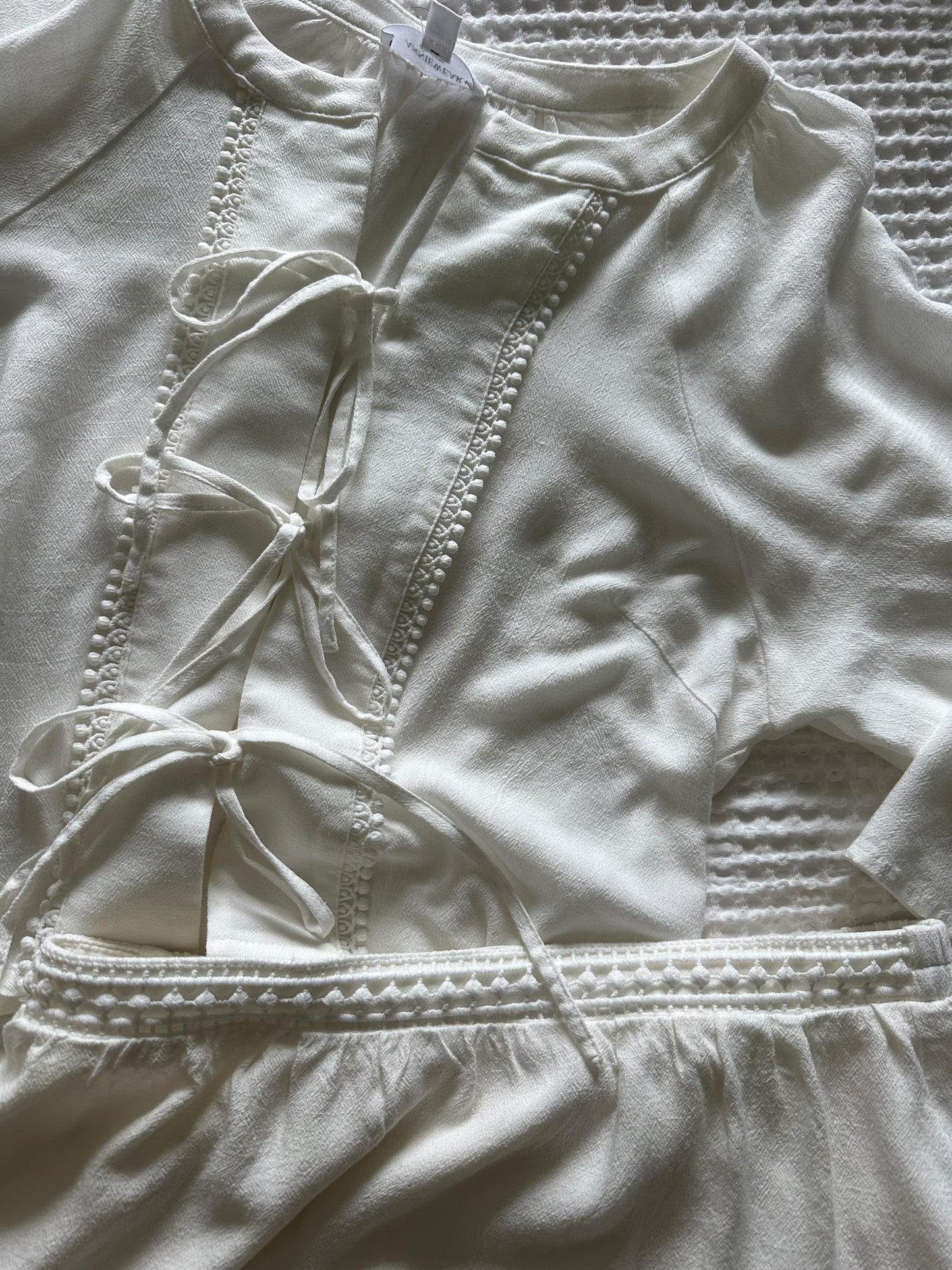 The Saylor Set in White