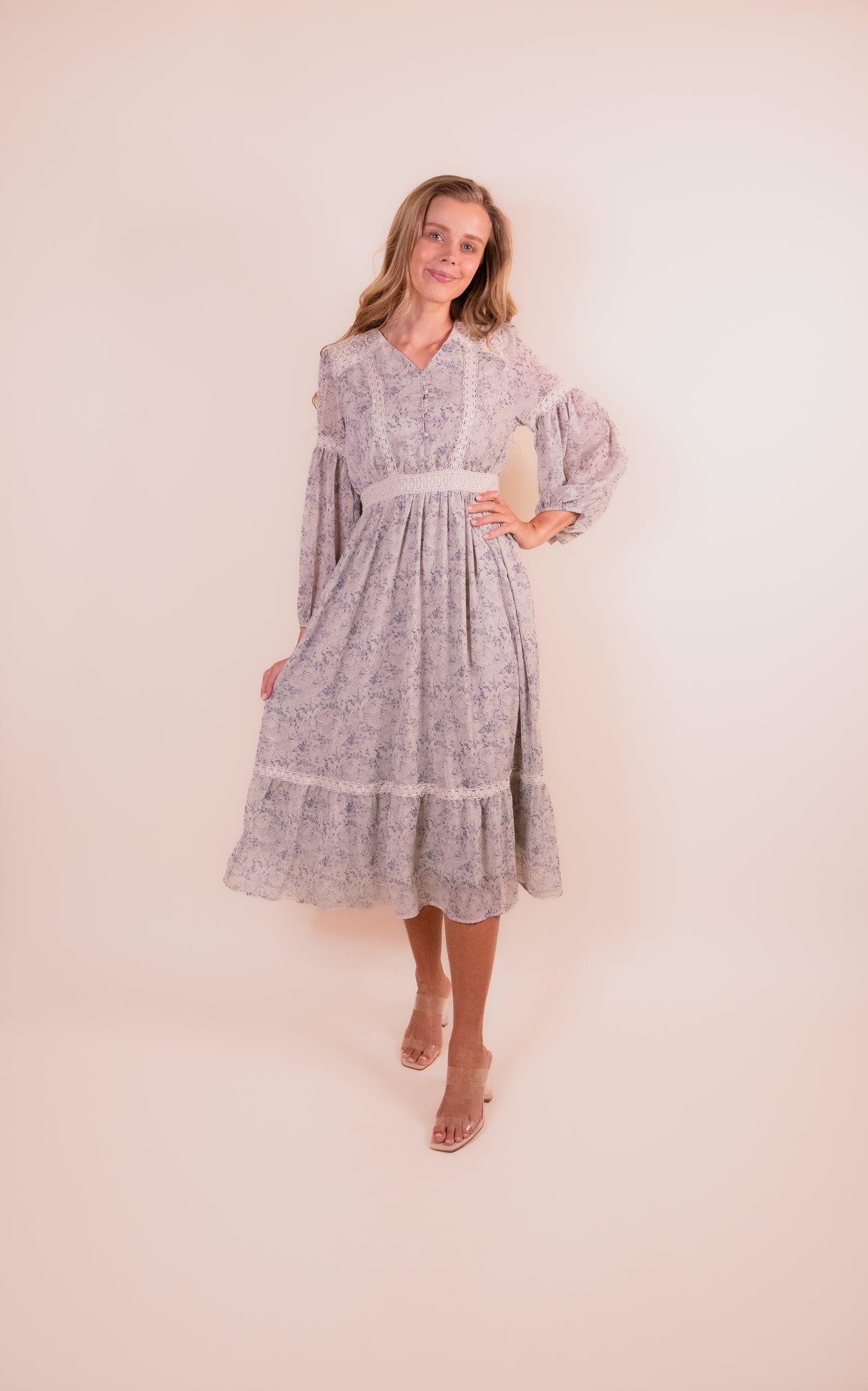 The Alice Midi Dress in Blue Floral
