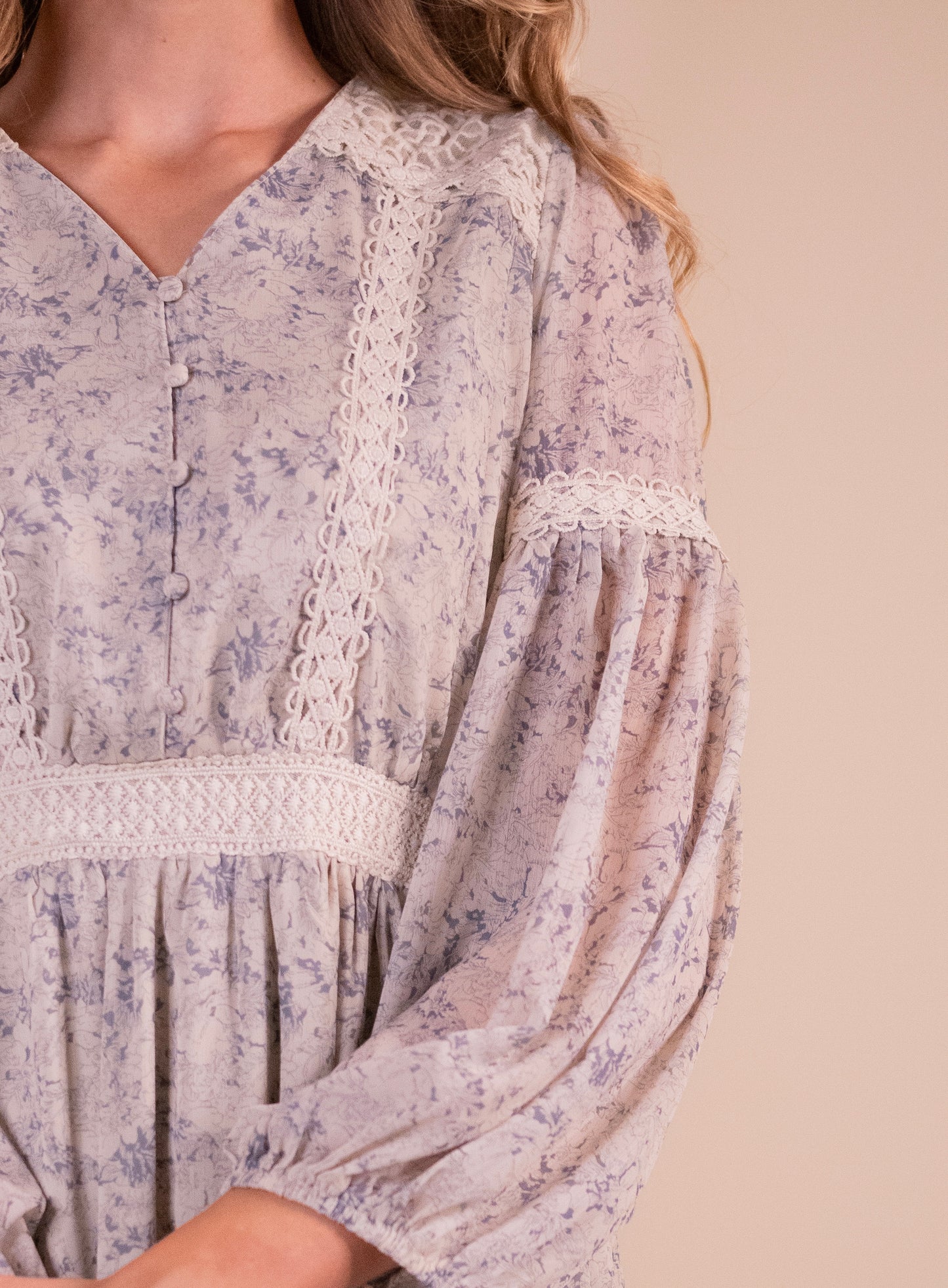 The Alice Midi Dress in Blue Floral