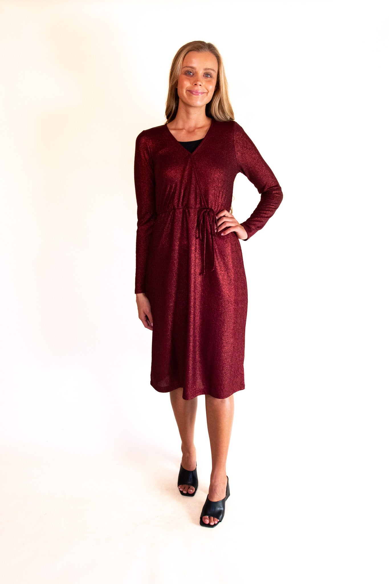 The Raya Sparkle Midi Dress in Cranberry