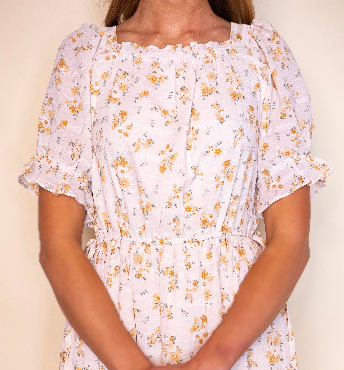 The Lindsey Tie-Side Midi in Yellow Floral