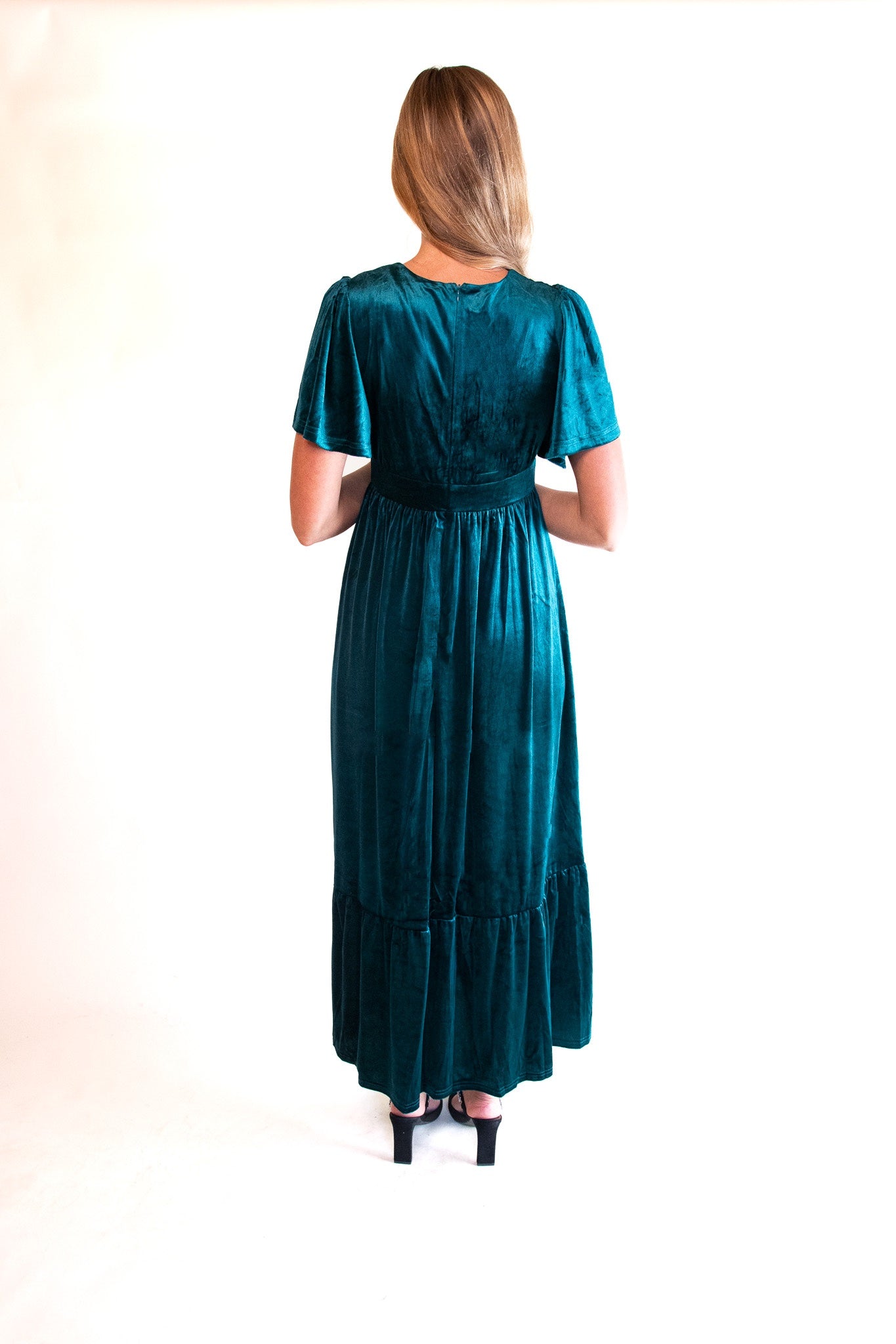 The Alexa Velvet Maxi Dress in Emerald